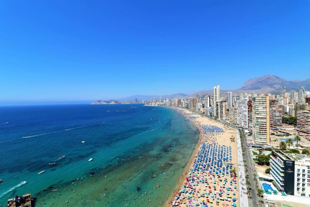 Luxurious 2-Bedroom Apt With Stunning Views, 1St Line On Levante Beach, Benidorm Exterior foto