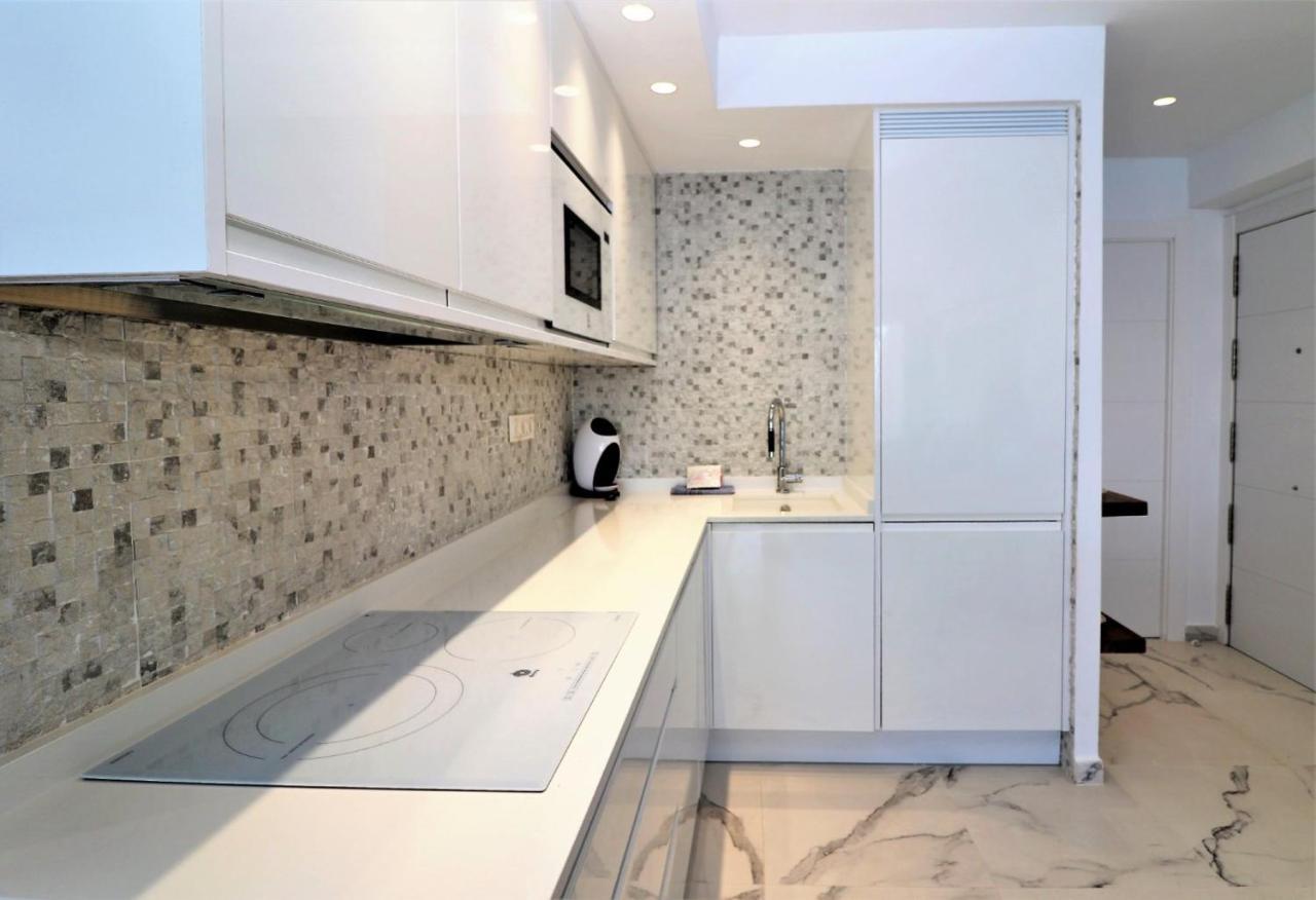 Luxurious 2-Bedroom Apt With Stunning Views, 1St Line On Levante Beach, Benidorm Exterior foto