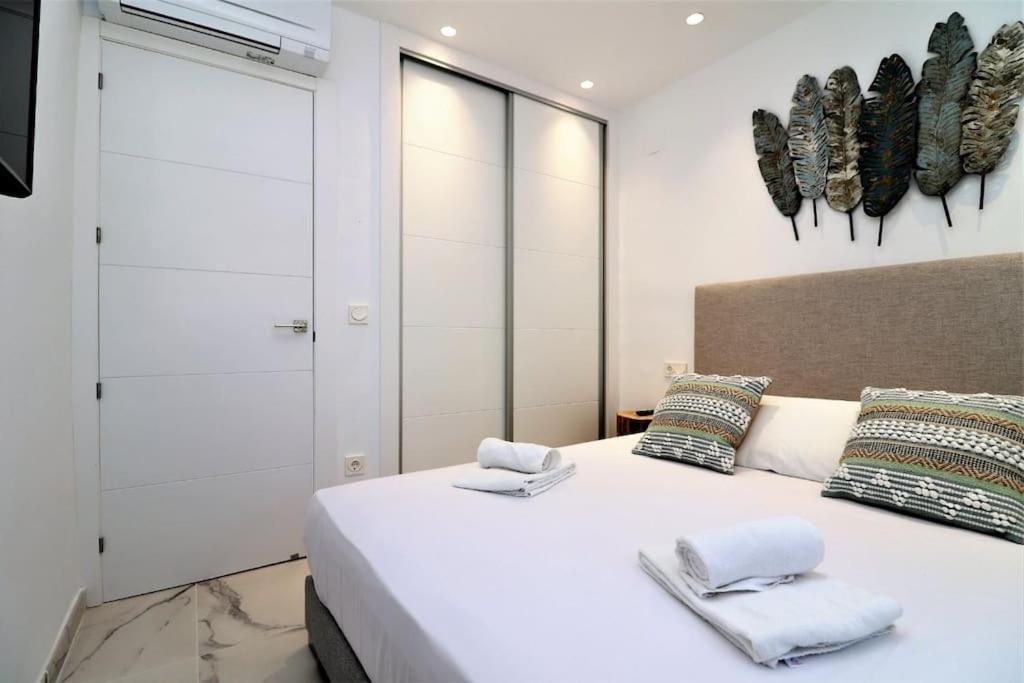 Luxurious 2-Bedroom Apt With Stunning Views, 1St Line On Levante Beach, Benidorm Exterior foto