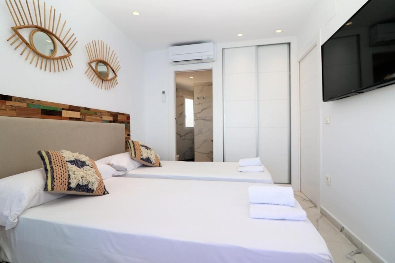 Luxurious 2-Bedroom Apt With Stunning Views, 1St Line On Levante Beach, Benidorm Exterior foto